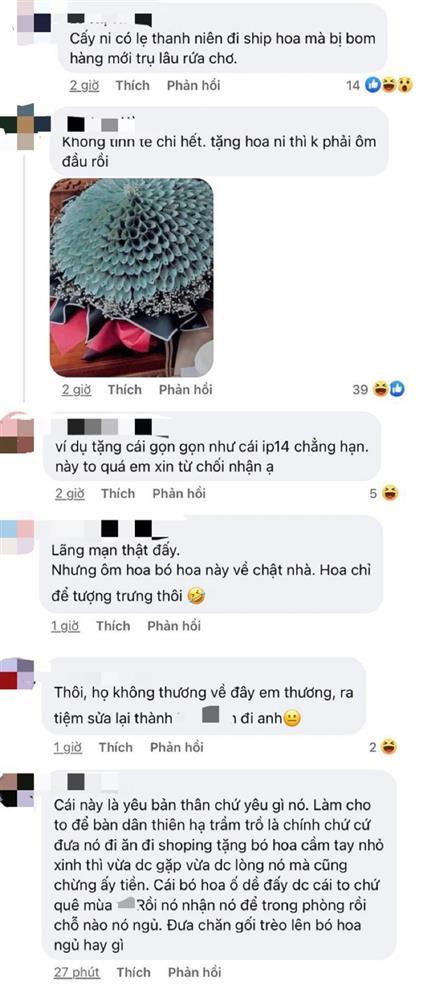 Chuẩn bị bó hoa 20/10 siêu to, anh chàng vẫn phải chịu cô đơn-3