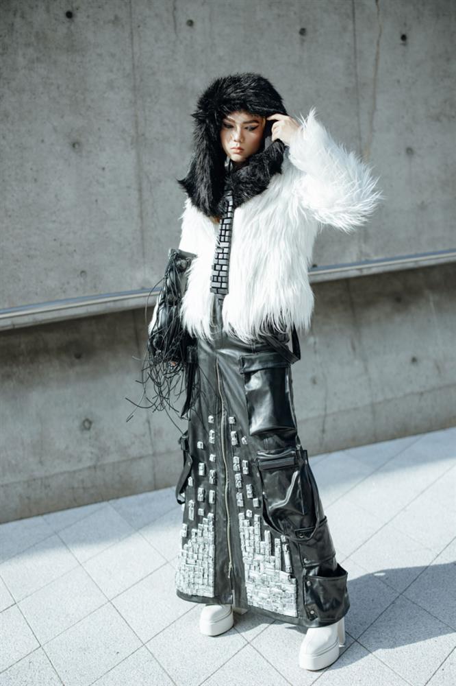 Seoul Fashion Week: Phạm Thoại và Lynk Lee chiếm sóng-6