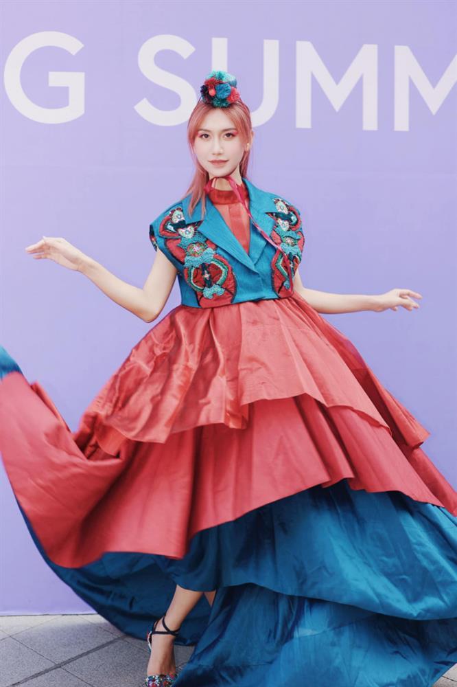 Seoul Fashion Week: Phạm Thoại và Lynk Lee chiếm sóng-2