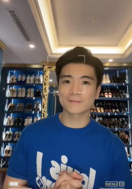 Con trai cả bầu Hiển lộ tủ giày không đếm xuể trong biệt thự-2