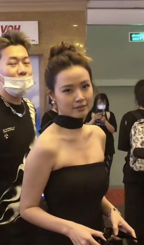 Midu mặc váy cưới Diệu Nhi, tăng cân nhẹ qua cam thường-3