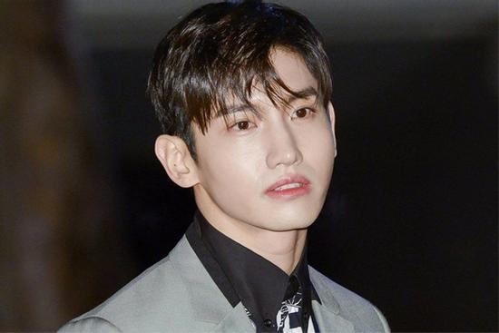 Chang Min (TVXQ) đón con đầu lòng và cuộc sống kín tiếng