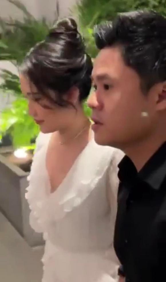 Vợ Phan Thành bị quay lén, nhan sắc thật ra sao qua cam thường?-2