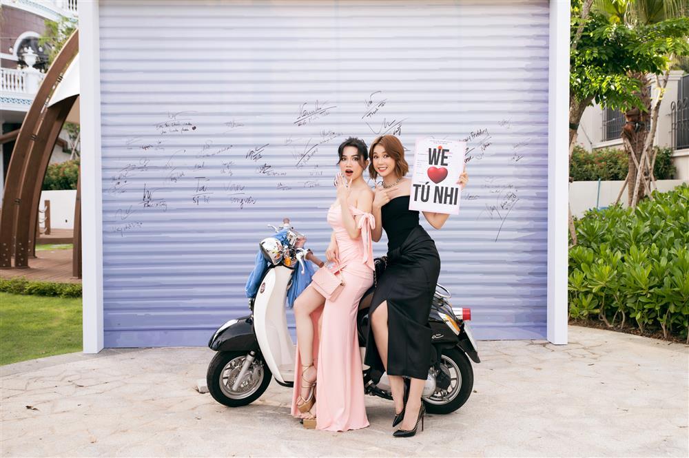 Kỷ vật của Diệu Nhi bị tất cả khách mời lãng quên trong đám cưới-5