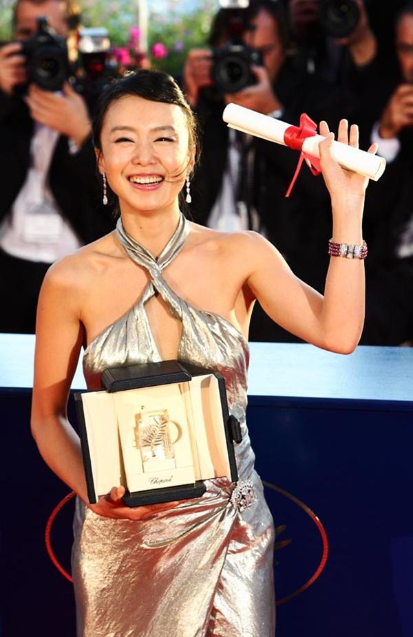 Nữ chính Hành Trình Công Lý bản Hàn: Mặt xinh, diễn đỉnh-5