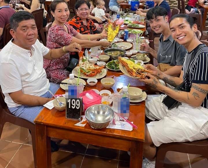 Mối quan hệ giữa bố mẹ BB Trần với gia đình bạn trai Quang Lâm-14