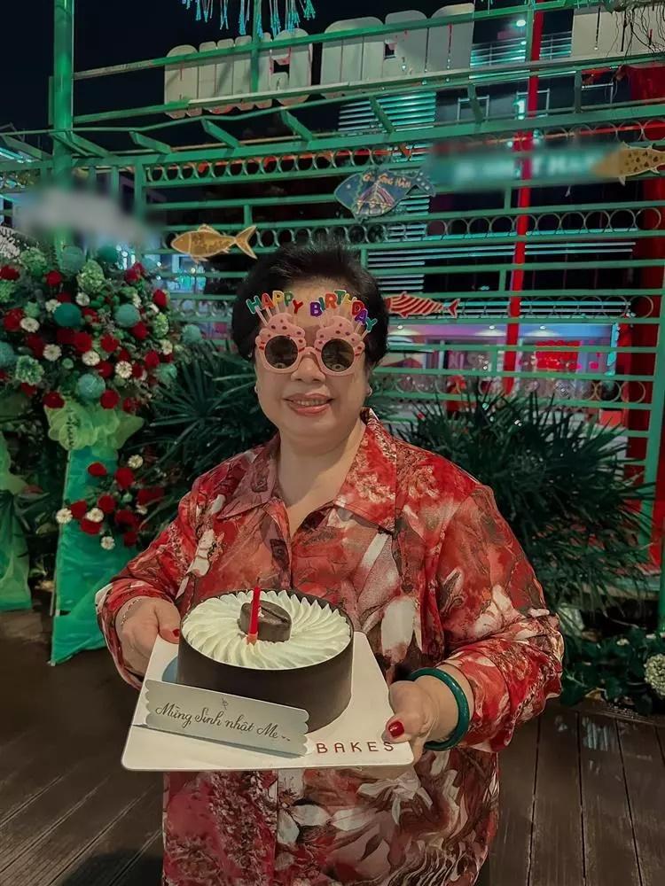 Mối quan hệ giữa bố mẹ BB Trần với gia đình bạn trai Quang Lâm-2