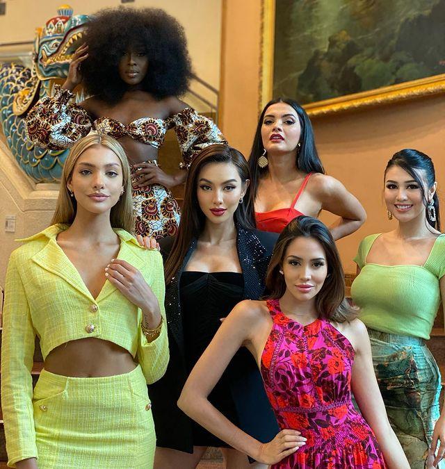 Thùy Tiên đọ sắc cực đỉnh bên 5 Miss Grand International tiền nhiệm-2