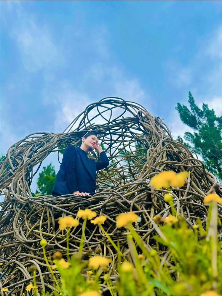 Tin showbiz Việt ngày 19/10: Cô dâu Đỗ Mỹ Linh hoài niệm quá khứ-18