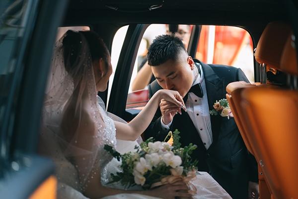 Vũ Duy Khánh rước dâu bằng xe hơn 40 tỷ đồng-8