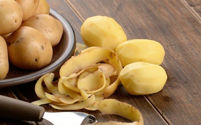 6 tác dụng cực tốt của vỏ khoai tây đến giờ vẫn ít người biết-2
