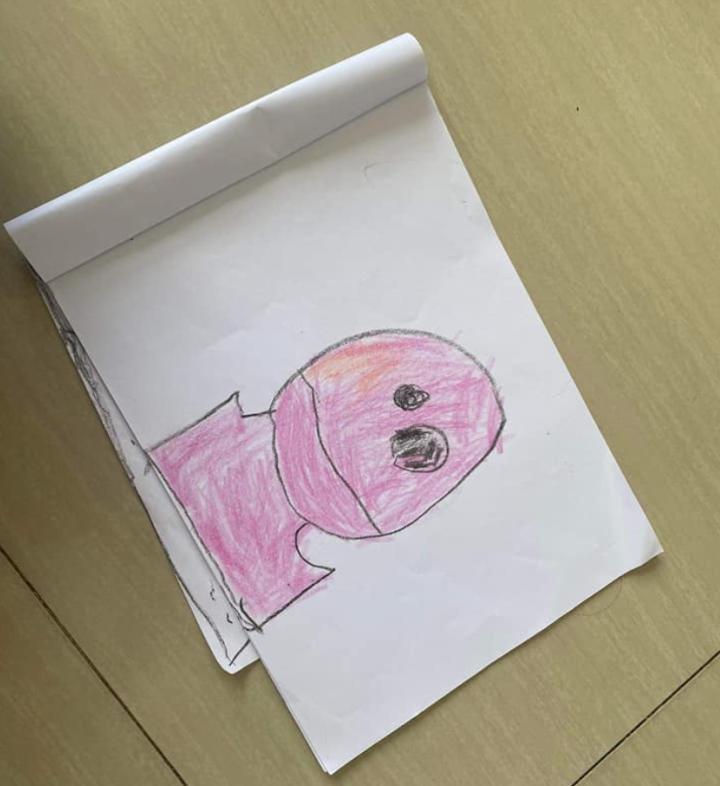 Giật mình xỉu ngang với các bức tranh bé vẽ tặng mẹ ngày 20/10-7