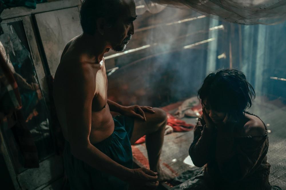 Kaity Nguyễn khiến bạn diễn bị thương khi quay cảnh cưỡng bức-2