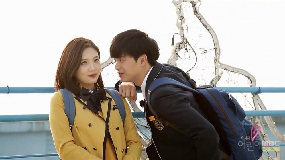 Mỹ nam Hàn lên phim thì nghèo đói, ngoài đời là phú nhị đại-6