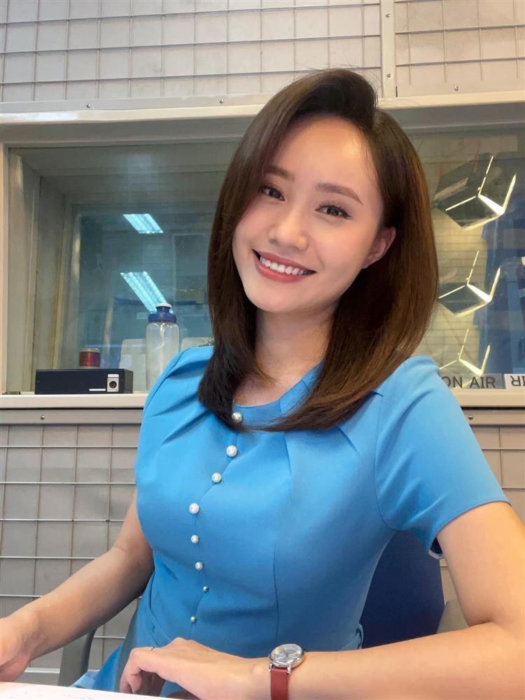 MC Xuân Anh: Có ngày tôi đau không đứng nổi, chồng tắm gội cho-1