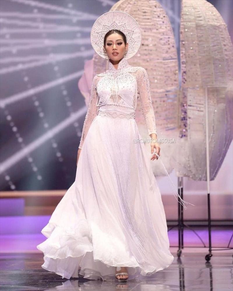 Ngoài Thiên Ân Miss Grand, Việt Nam nhiều lần trục trặc quốc phục-13