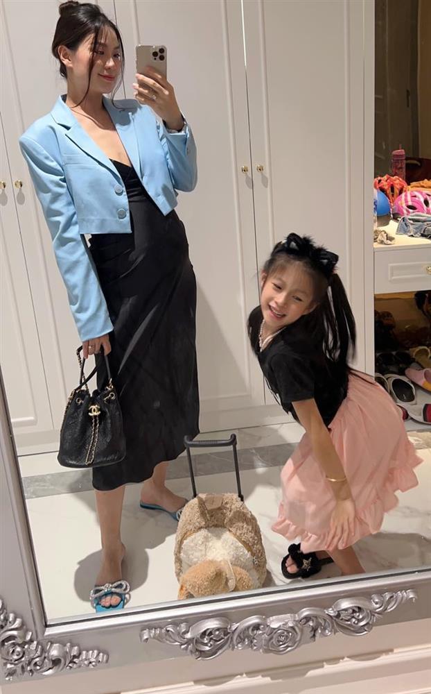 Tin showbiz Việt ngày 21/10: Con trai Bằng Kiều không biết viết tiếng Việt-5