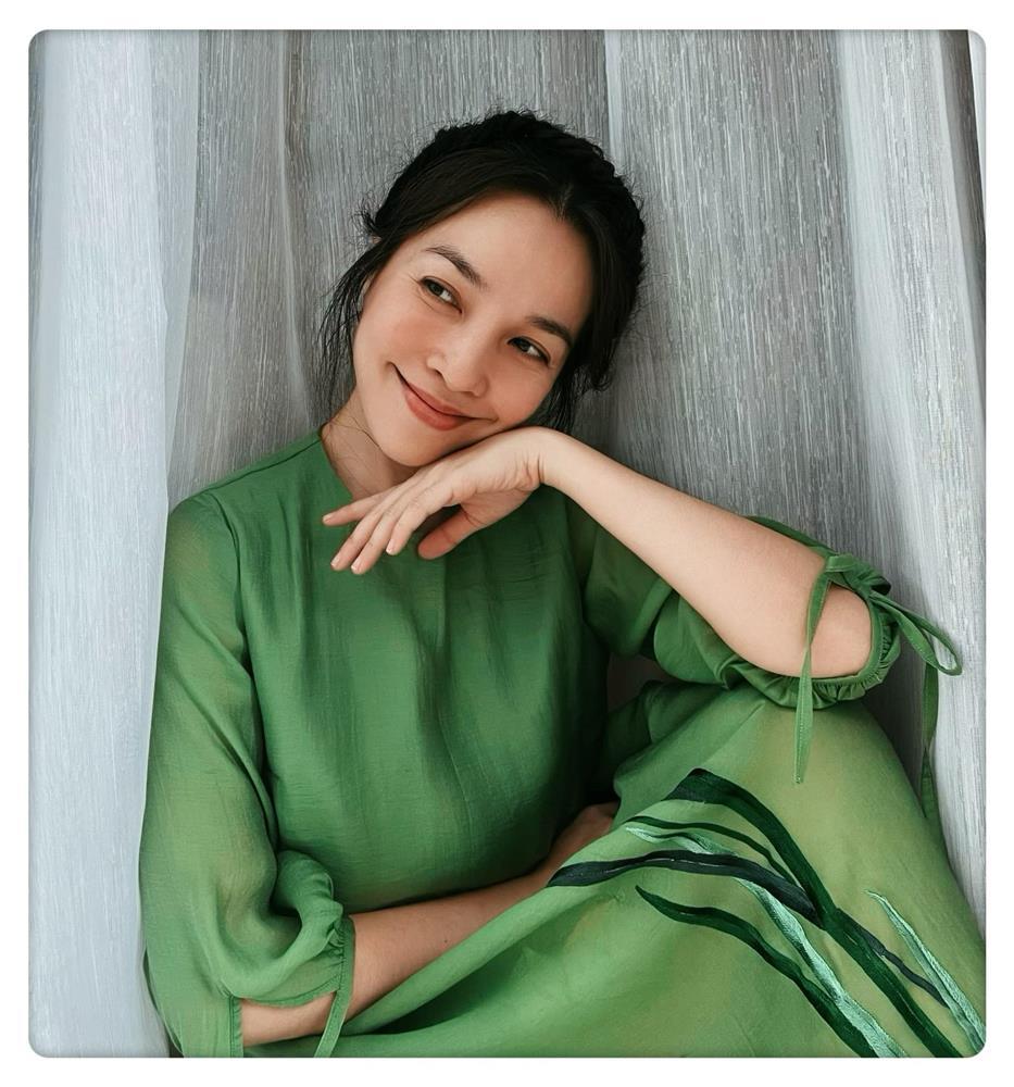 Tin showbiz Việt ngày 21/10: Con trai Bằng Kiều không biết viết tiếng Việt-12