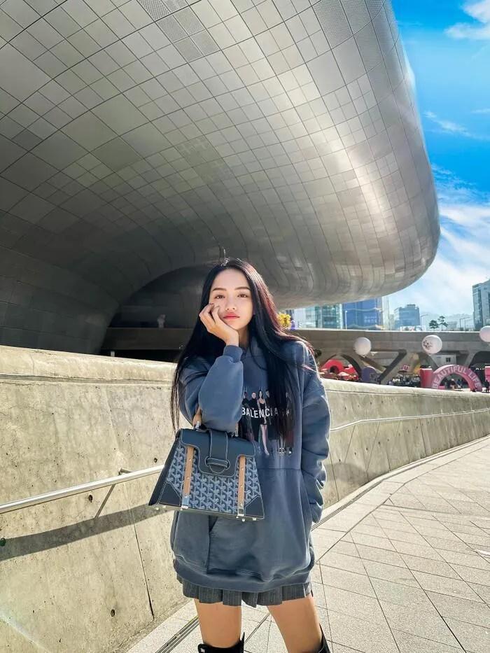 Hải Tú khoe style nàng thơ - Phượng Chanel mặc đồ hiệu ghi điểm-2