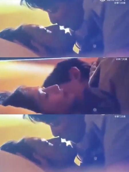 3 cặp chị em có quá nhiều cảnh hôn cháy màn hình-6