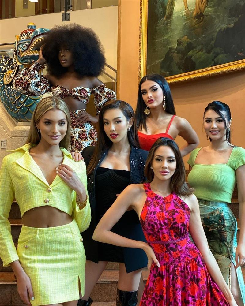 Miss Grand đầu tiên quá đẹp, Thùy Tiên và chị em dè chừng-6