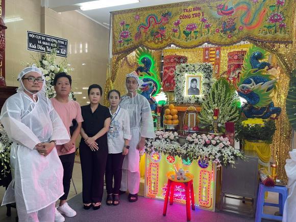 Việt Hương, Trường Giang chung tay phụ tang lễ nghệ sĩ Nam Anh-5