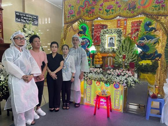 Việt Hương, Trường Giang chung tay phụ tang lễ nghệ sĩ Nam Anh-6