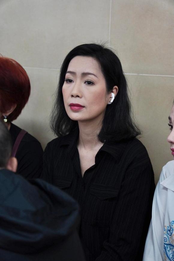 Việt Hương, Trường Giang chung tay phụ tang lễ nghệ sĩ Nam Anh-14