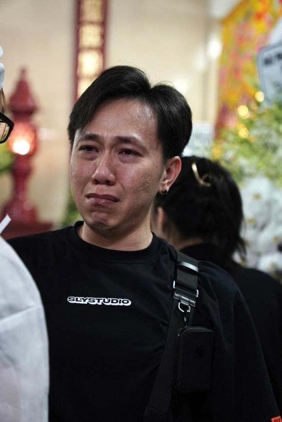 Việt Hương, Trường Giang chung tay phụ tang lễ nghệ sĩ Nam Anh-18