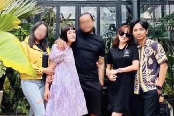 Khánh Thi nhận xét Phan Hiển: Được cái mã, trong nát bươm-9