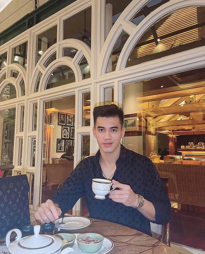 Tiến Linh lên đồ tỏa mùi tiền ở đám cưới Bình An - Phương Nga-2