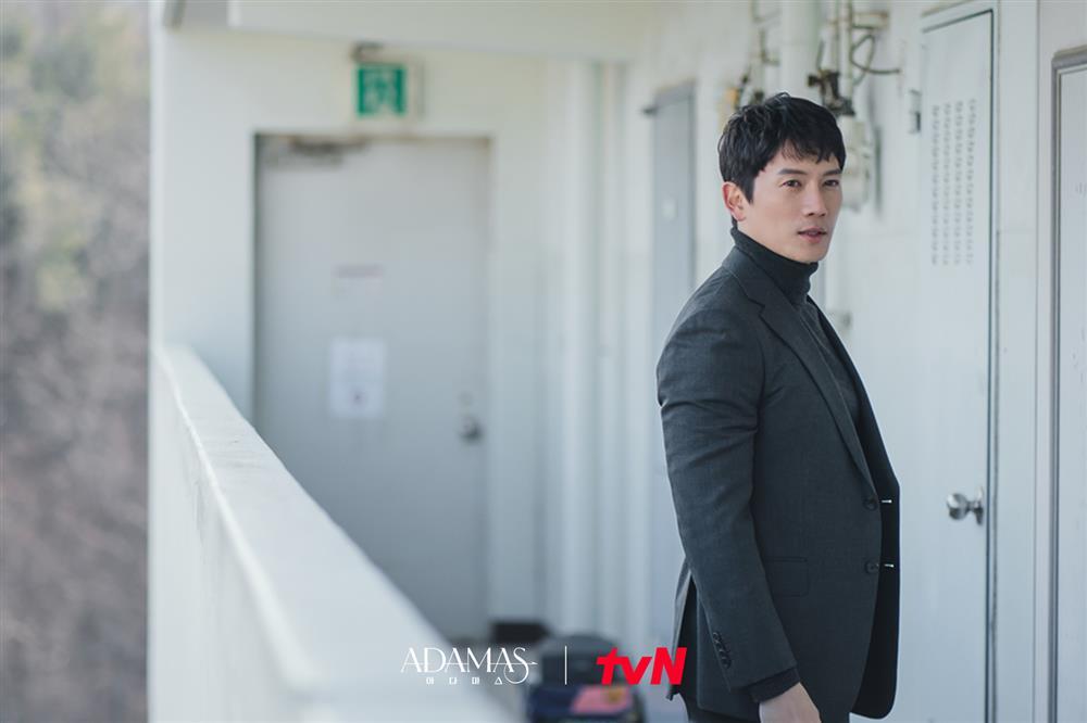 Song Joong Ki và dàn diễn viên tỏa sáng trong những phim flop ê chề-8