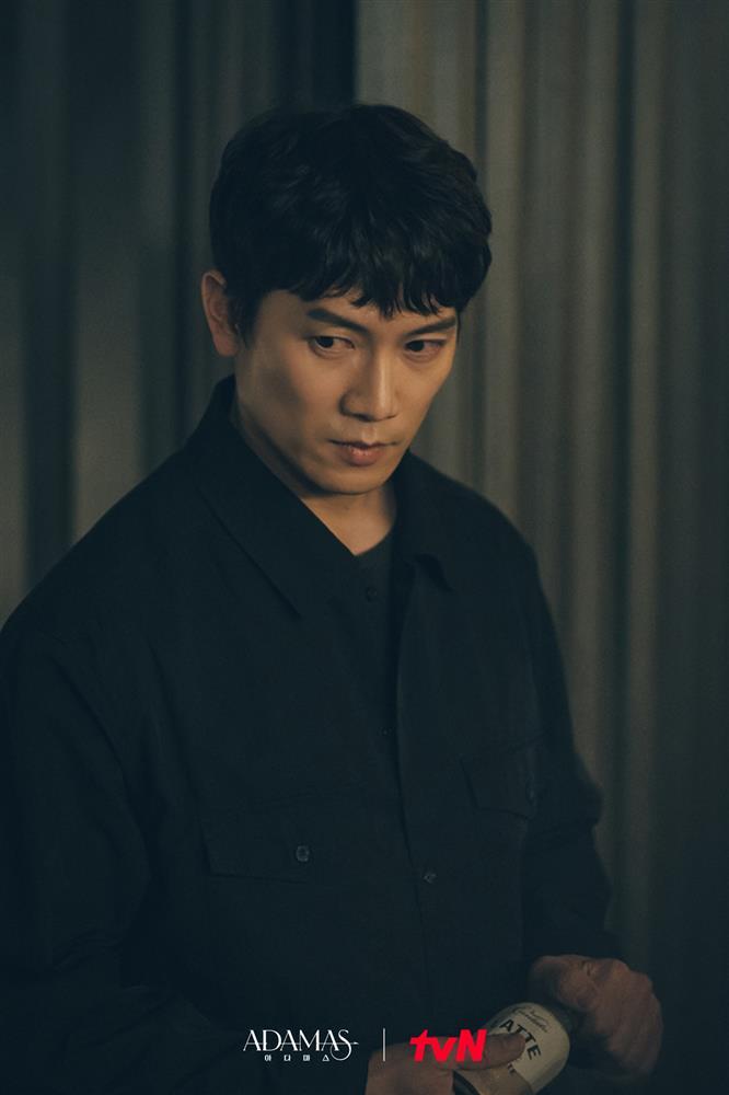 Song Joong Ki và dàn diễn viên tỏa sáng trong những phim flop ê chề-7