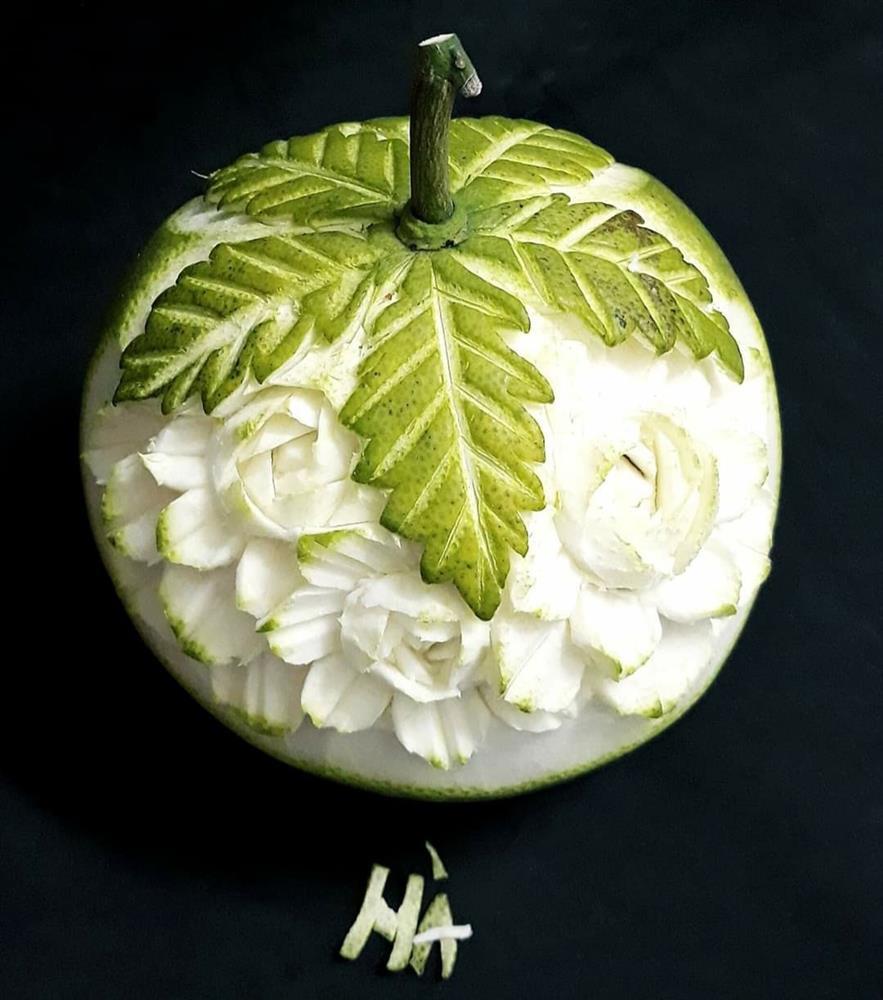 Đẹp mắt những bông hoa được làm từ quả bưởi-1