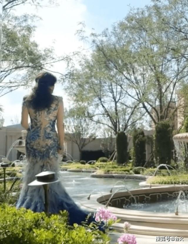 Choáng với vẻ đẹp của Lưu Hiểu Khánh ở độ tuổi U70-2