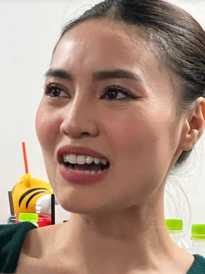 Ninh Dương Lan Ngọc mất vẻ ngọc nữ qua góc máy chị em-5