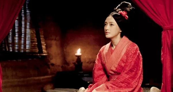 Người xưa nói: Mắt nhìn anh em, miệng nhìn con cháu, nghĩa là gì?-1