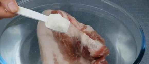 Thịt để ngăn đá chỉ cần thêm 2 thứ này, đảm bảo vẫn tươi ngon-3