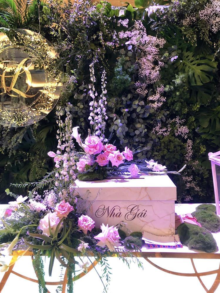 Ăn cưới Đỗ Mỹ Linh, vị khách đặc biệt mừng hẳn 1 cây vàng-12