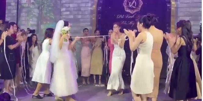 Lộ diện nàng hậu bắt được hoa cưới Đỗ Mỹ Linh-3