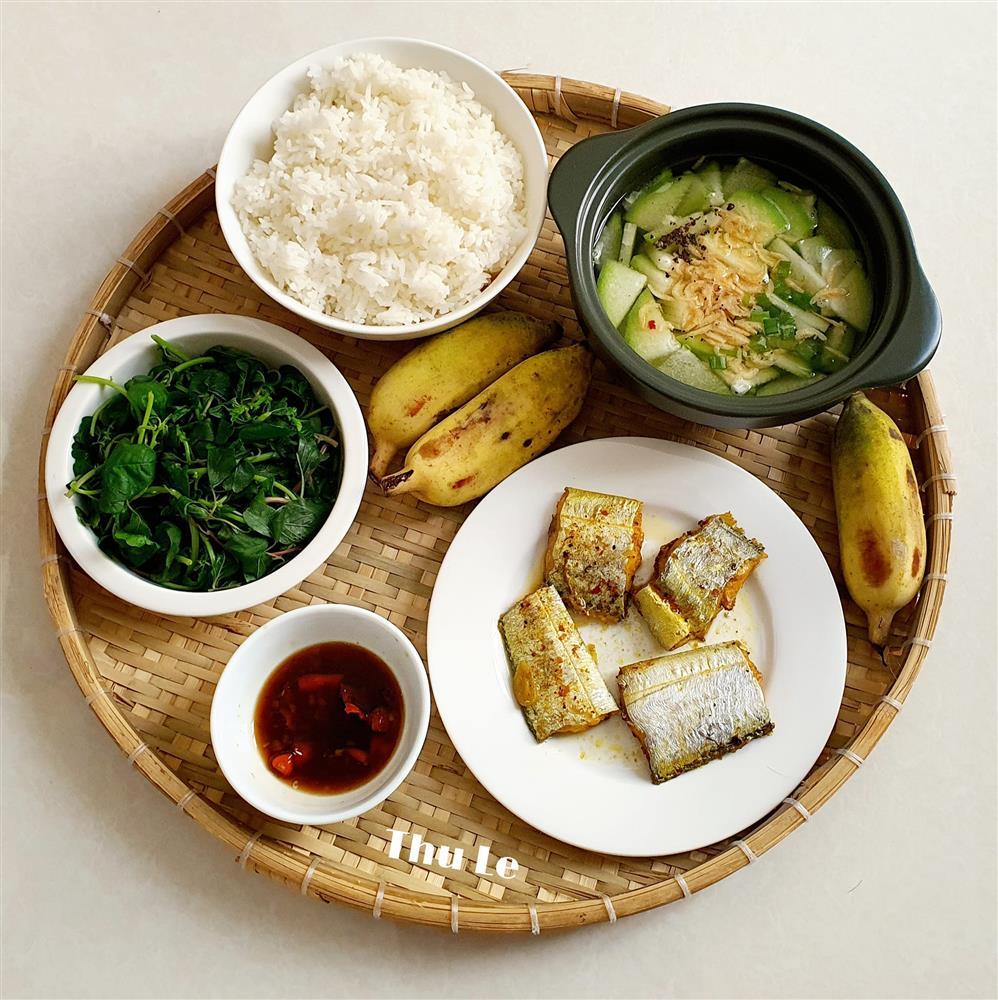 Loạt mâm cơm nhìn là thèm của vợ 9x nổi tiếng nấu ăn vụng-8