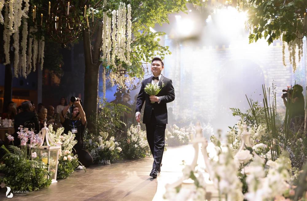 Hoa cưới Đỗ Mỹ Linh bao nhiêu tiền mà được nói dân chơi?-9