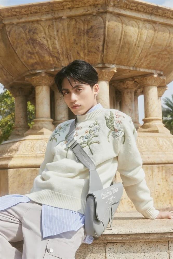 Anh Tú đụng hàng MONO: chồng Diệu Nhi có thắng em Sơn Tùng?-7