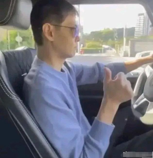 Lâm Chí Dĩnh tiều tụy thấy rõ, tự lái xe sau tai nạn-2