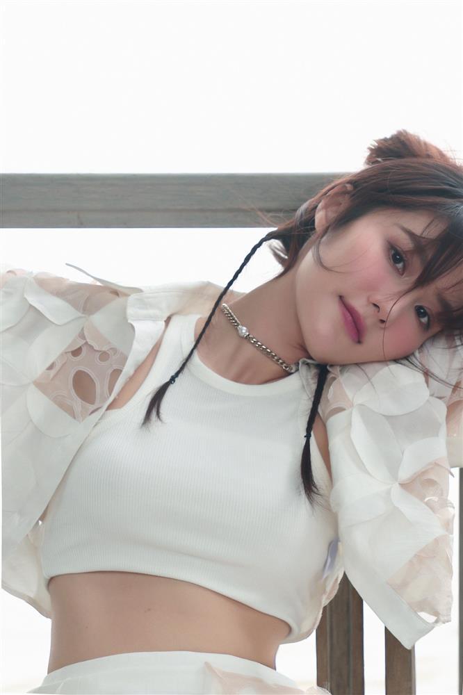 Tin showbiz Việt ngày 24/10: Con gái Thúy Nga không có số làm hoa hậu-5