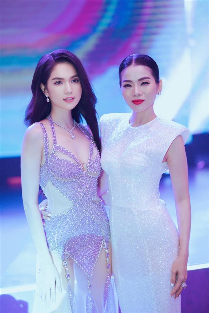 Hơn 8 tuổi, Lệ Quyên chẳng kém cạnh khi so kè Ngọc Trinh-5
