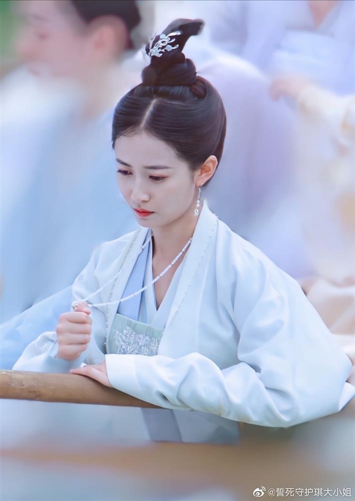 Bạch Lộc - Vương Hạc Đệ chiến nhau: Ai sẽ giành chiến thắng?-10