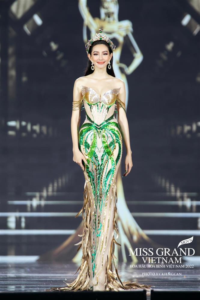Lộ diện đầm final walk của Thùy Tiên ở chung kết Miss Grand 2022?-3