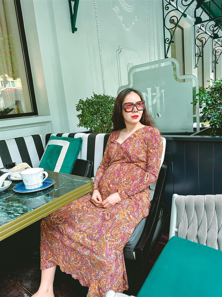 Tin showbiz Việt ngày 25/10: Thúy Diễm ốm như chết đi sống lại-3