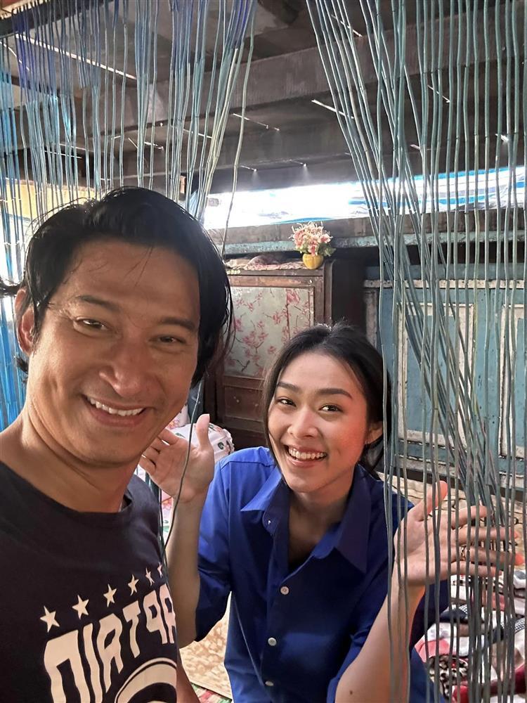 Tin showbiz Việt ngày 25/10: Thúy Diễm ốm như chết đi sống lại-8